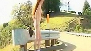 Orang telanjang, Seks publik, Rambut merah