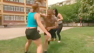 Muscle Man Vs 2 Girls Fight