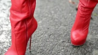 PROSTITUTE IN THE STREET AND I GET SPERM ON MY RED HIGH HEELS BOOTS