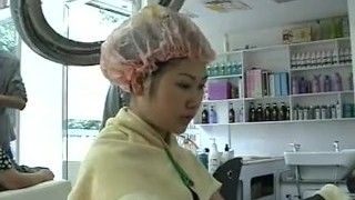China中国卖淫女妓女剪头发我的卖淫老婆
