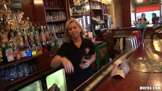 Passionate Rihanna Samuel Gets Fucked In A Bar
