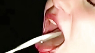 Sperme dans la bouche, Faciale