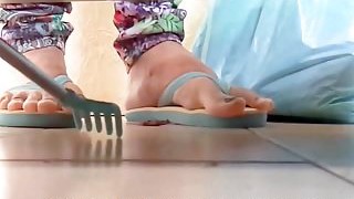 Pornô brasileiro, Médico, Dominação feminina, Masturbação com pés, Câmera na mão 