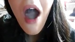 Sperme dans la bouche, Avale