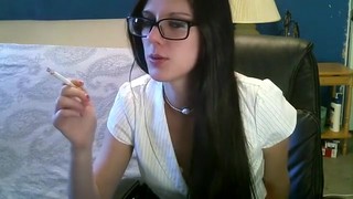 Seks amatir, Rambut coklat, Pacar wanita, Sedang merokok, Seks sendiri, Webcam