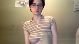 Sexest Striptease Dancing Webcam From Alice
