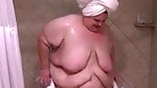 Morbidly Obese Chick Showers