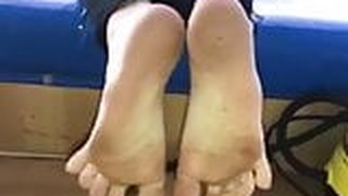 Mania Moves Her Sexy (size 38) Feet