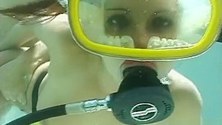 Hooka Sex Underwater